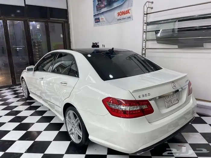 مرسيدس 2012AMG 10