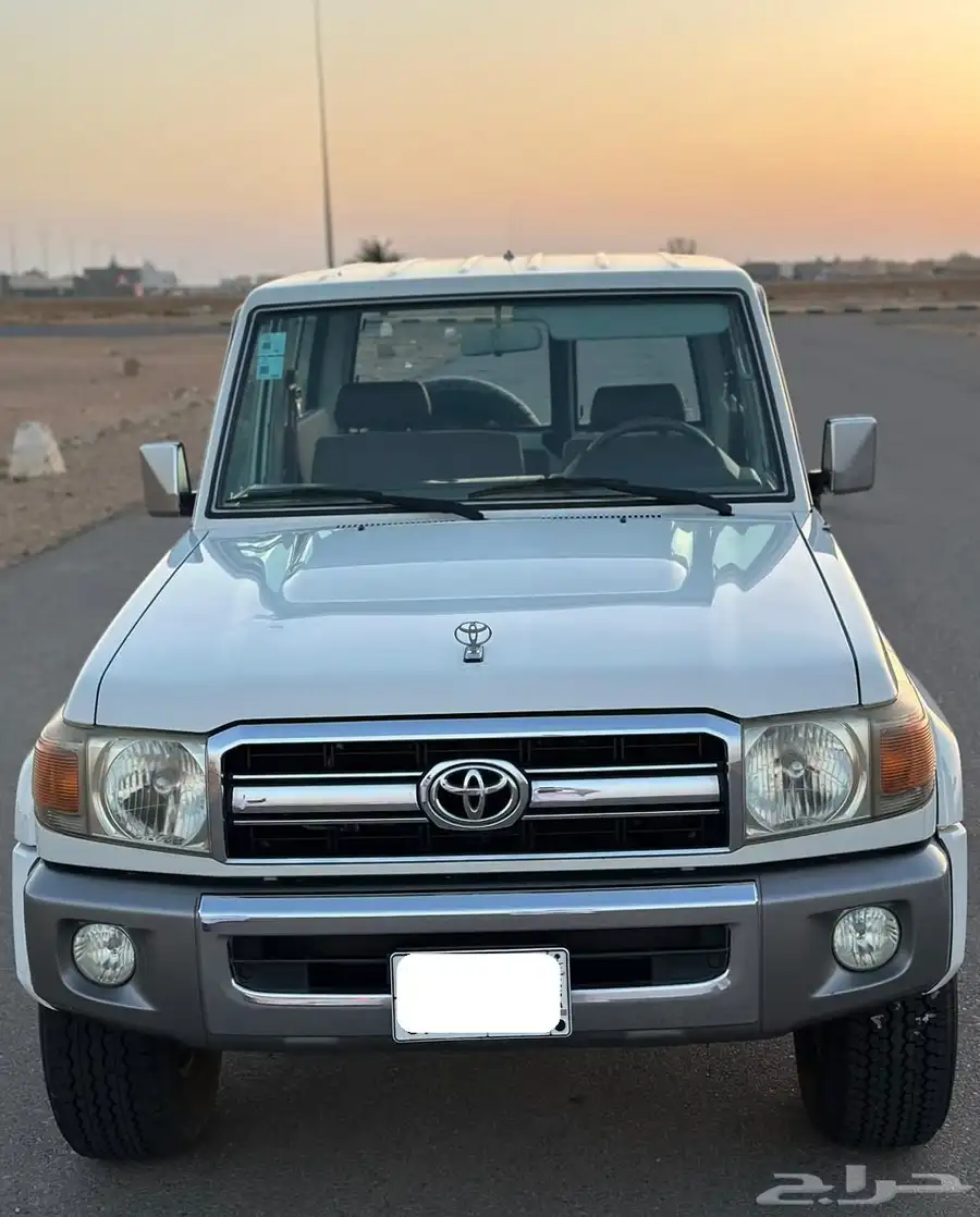 تويوتا جيب ربع 2008 5