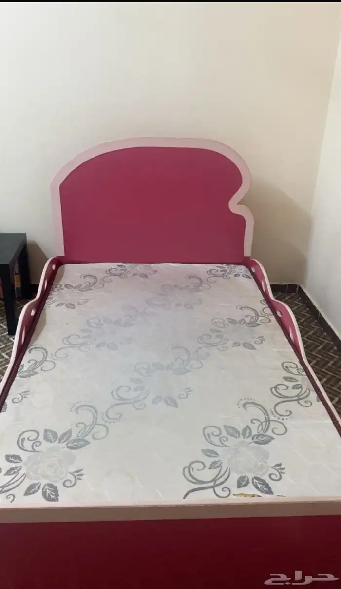 غرفة نوم متكامله تكفي ل4 اشخاص بسعر مميز 600 ريال 1