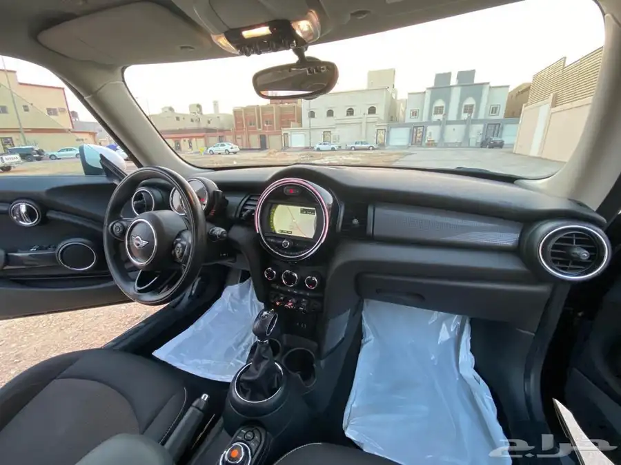 ميني كوبر 8