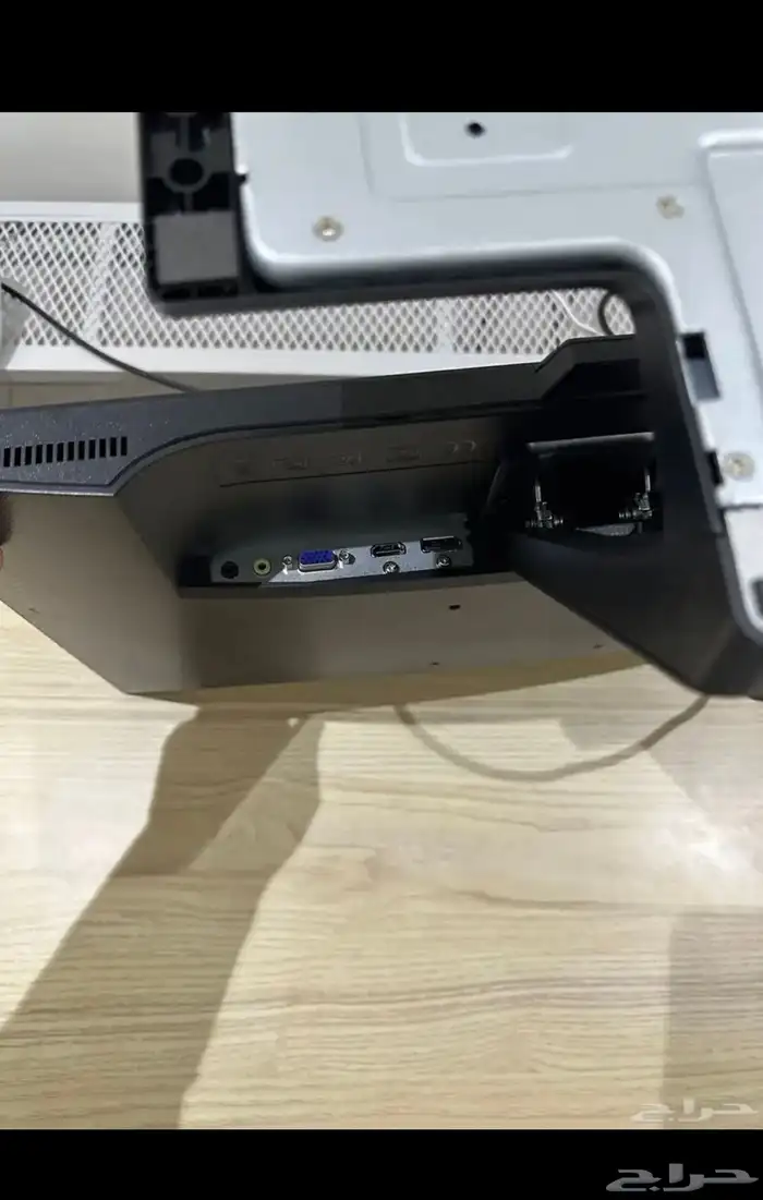شاشة كمبيوتر وعرض نظيفة جدا للبيع 3