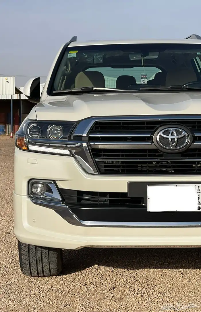 لاندكروزر مخزن 2020 GXR( تم البيع ) 12
