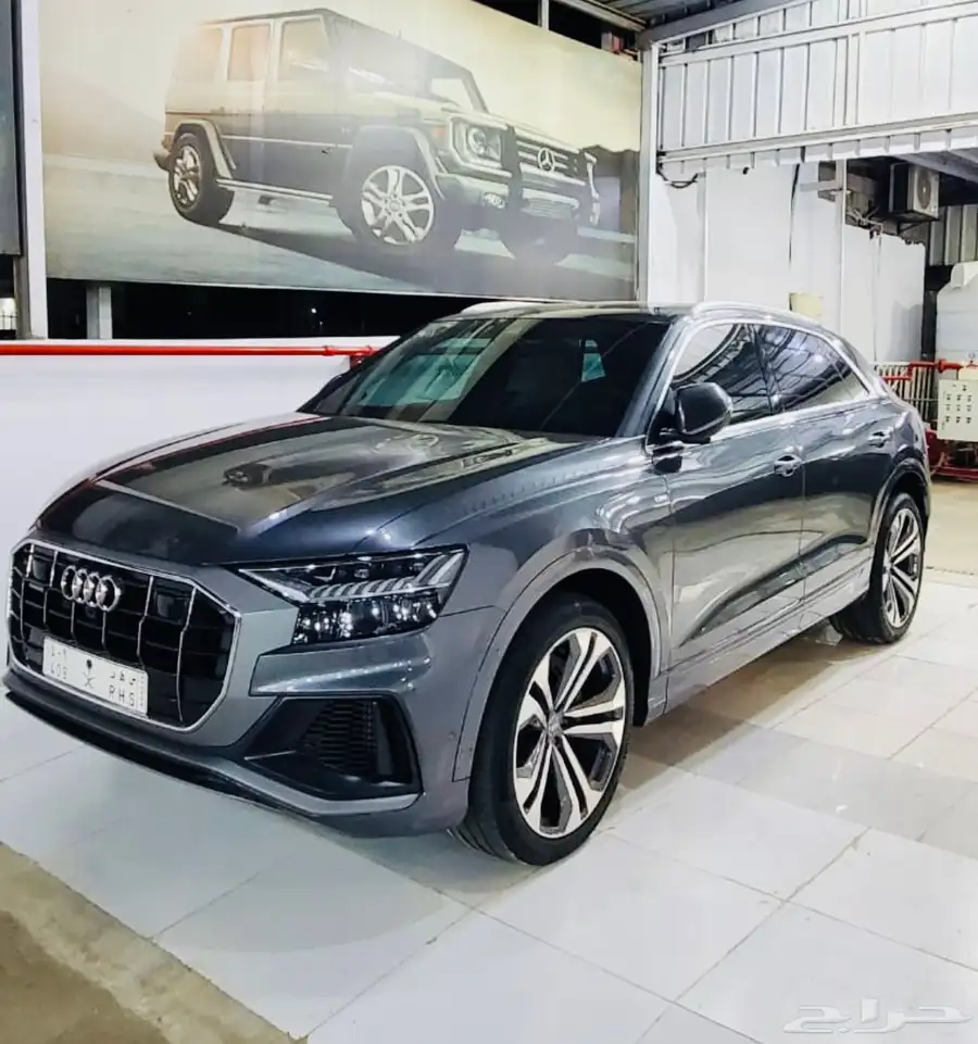 اودي ( بحالة الوكالة ) Audi Q8 S-Line 2020 index