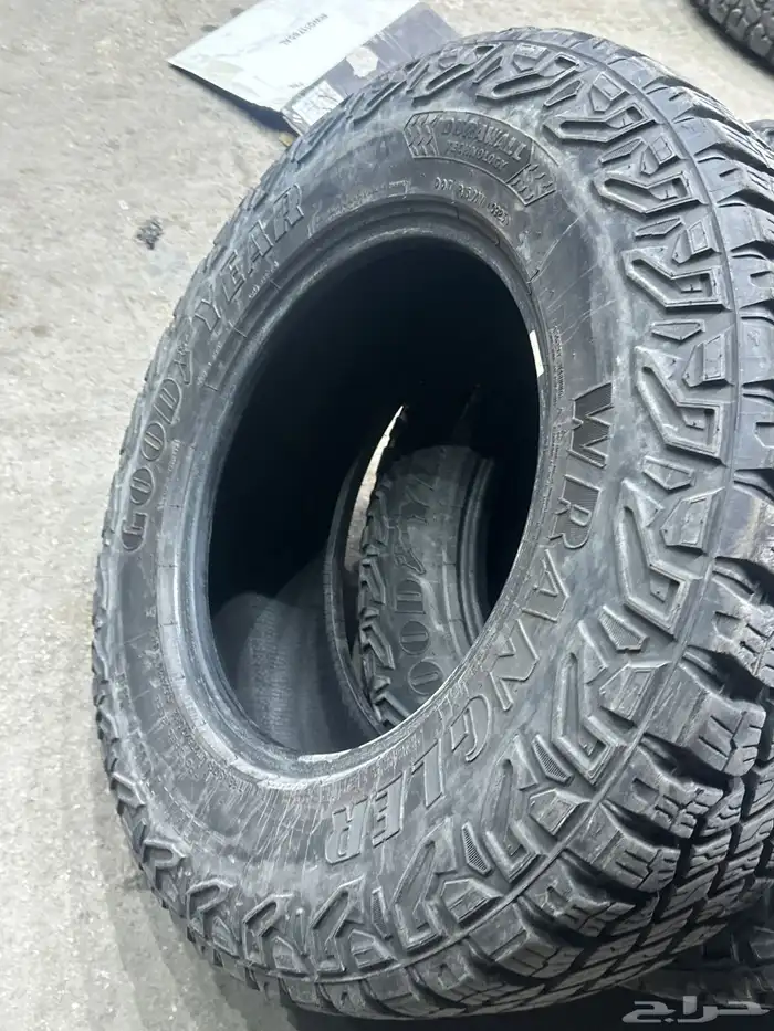 كفرات نص حجري جودير مقاس 275 70 18 3