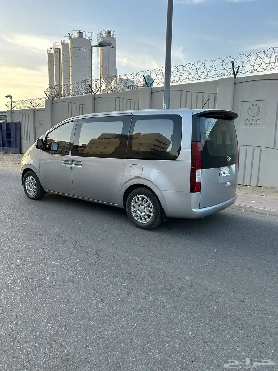 ستاريا هونداي ديزل 2022 3