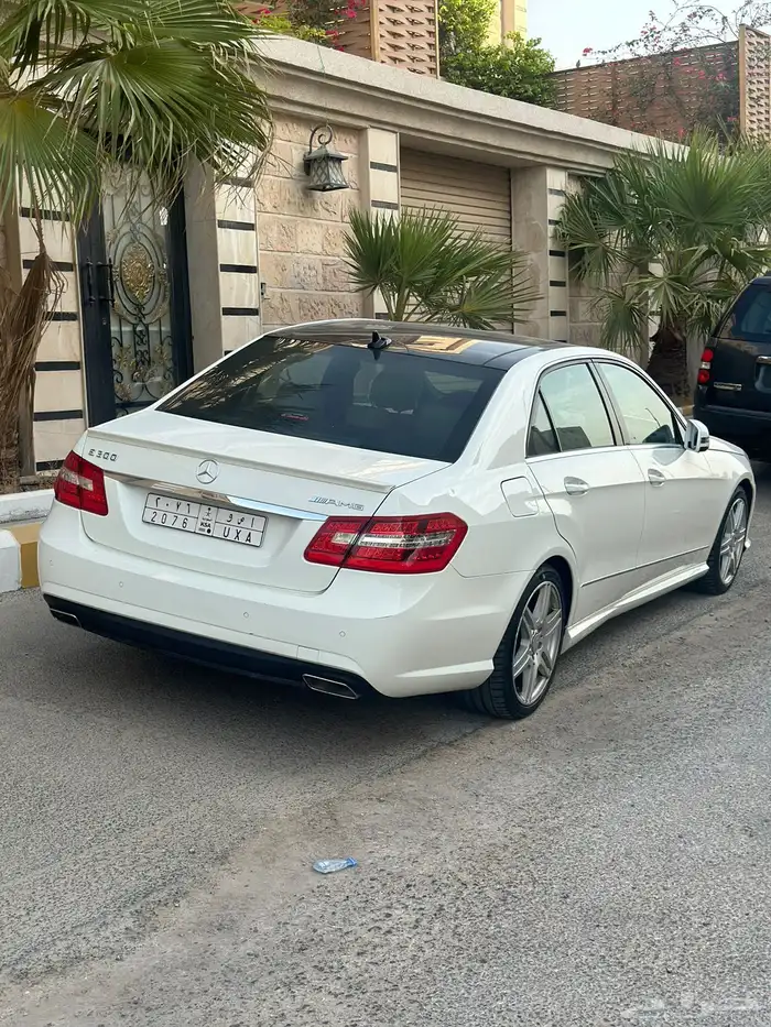 مرسيدس 2012AMG 1