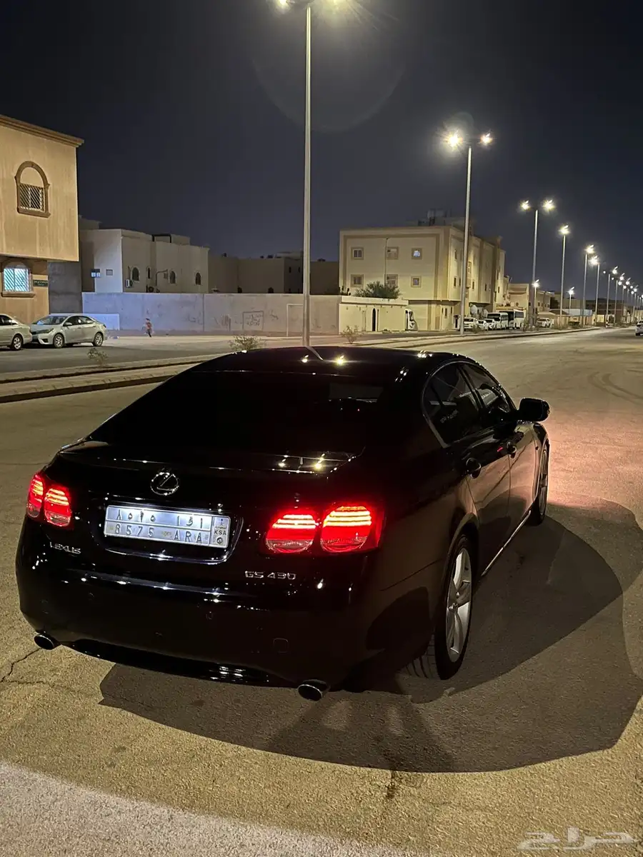 السلام عليكم لكزز GS 300 5