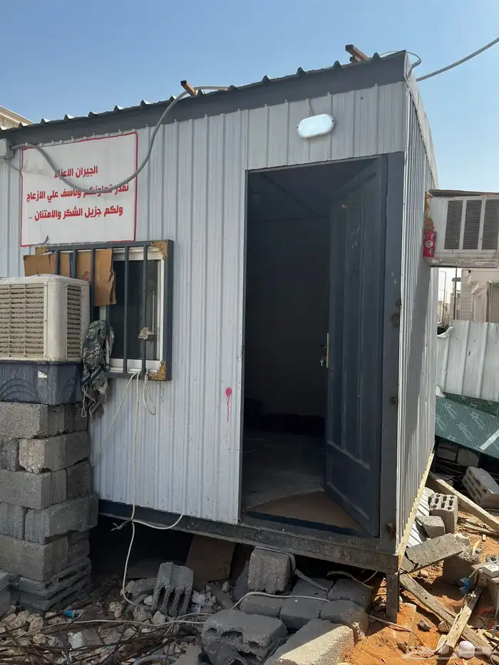 بركس 3 في 3 استعمال 7 شهور فقط لحارس عماره. 0