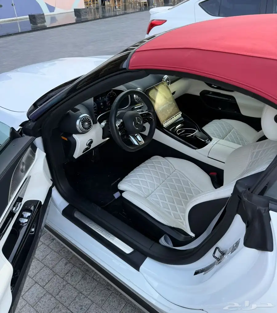 Mercedes AMG SL 43 Roadster 11