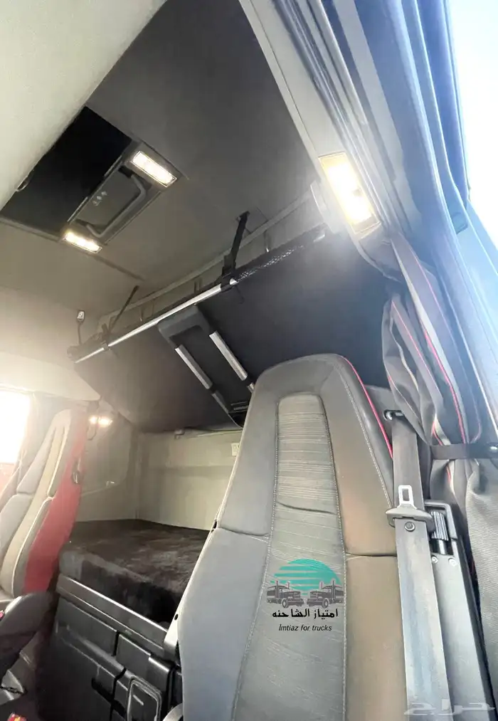 راس شاحنة فولفو VOLVO FH460 موديل 2020 16