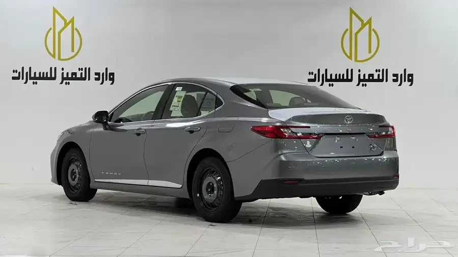 تويوتا كامري 2025ستاندر خليجى بنزين 3
