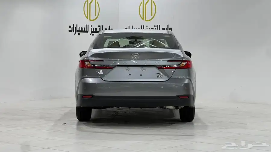 تويوتا كامري 2025ستاندر خليجى بنزين 4