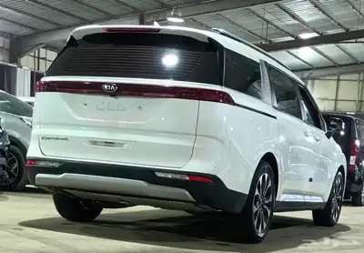 كيا كرنفال ابيض 2021 ديزل بطاقة جمركية وارد كوريا 7