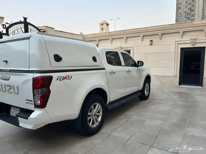 ايسوزو ديماكس 2023 دبل 9