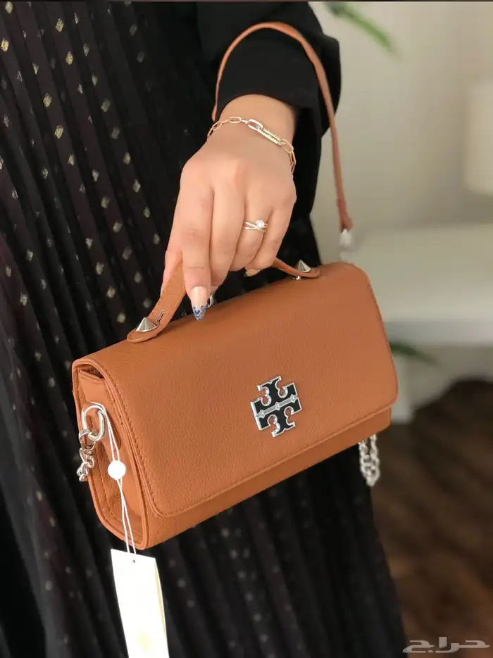 اكسسورات رجالية ونسائية ماركات عالمية 62