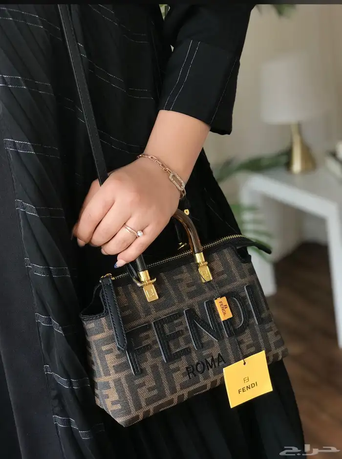 اكسسورات رجالية ونسائية ماركات عالمية 4