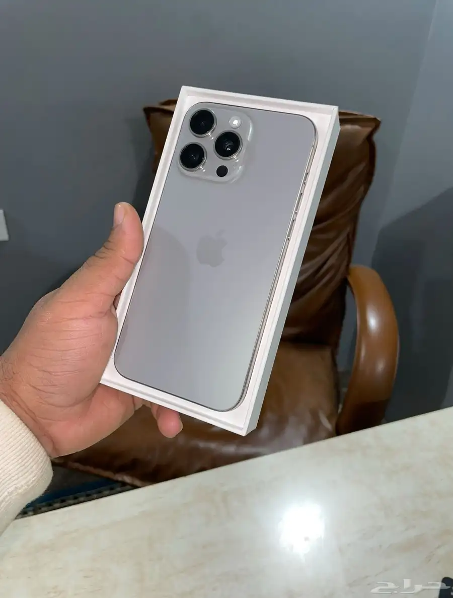iPhone 15 Pro max 99  Health 256gb 3