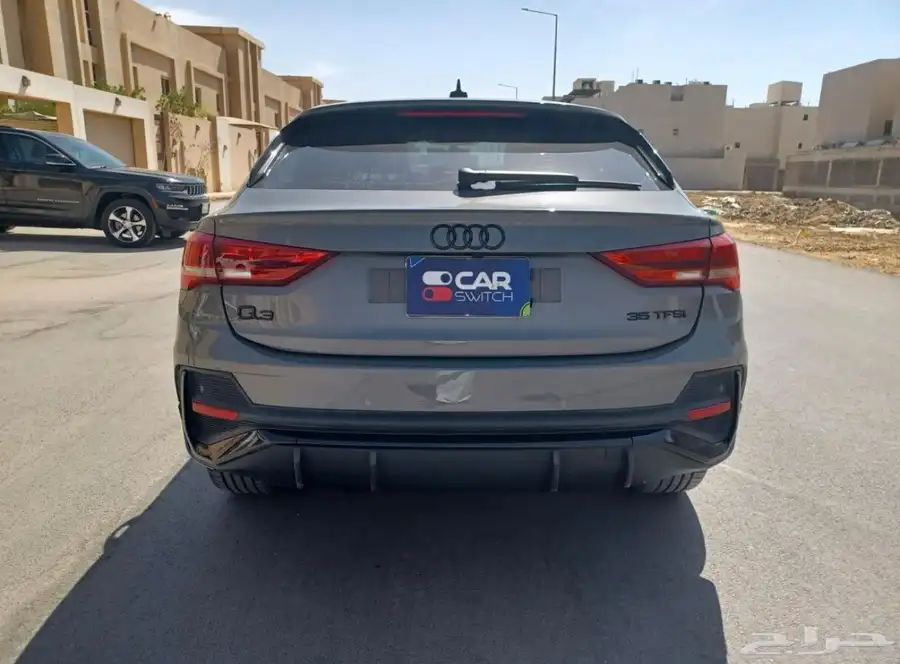 Audi Q3 sport line Black edition 17