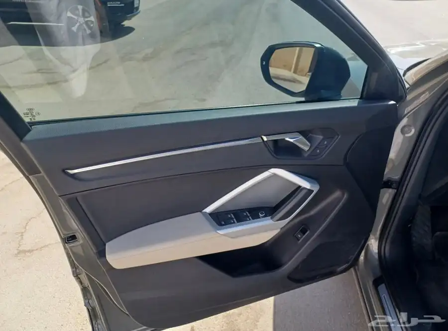 Audi Q3 sport line Black edition 13