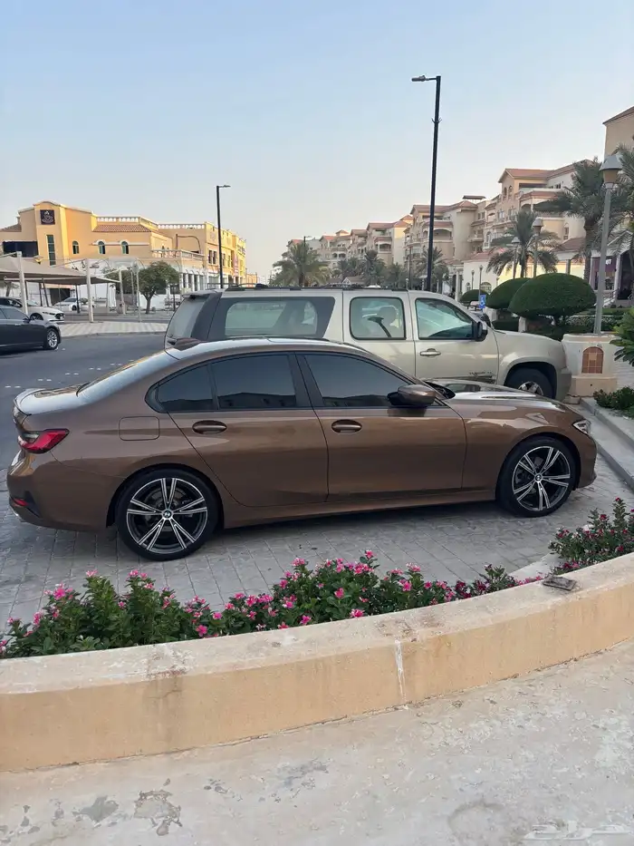 ممشى قليل 2020 BMW 320 موديل 5