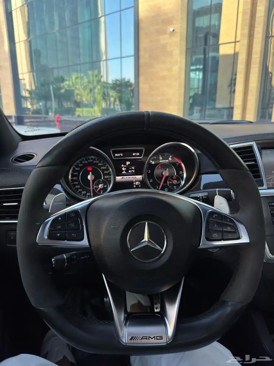 ML63 2013 face left GLE63S(جفالي لعشاق التميز) 67