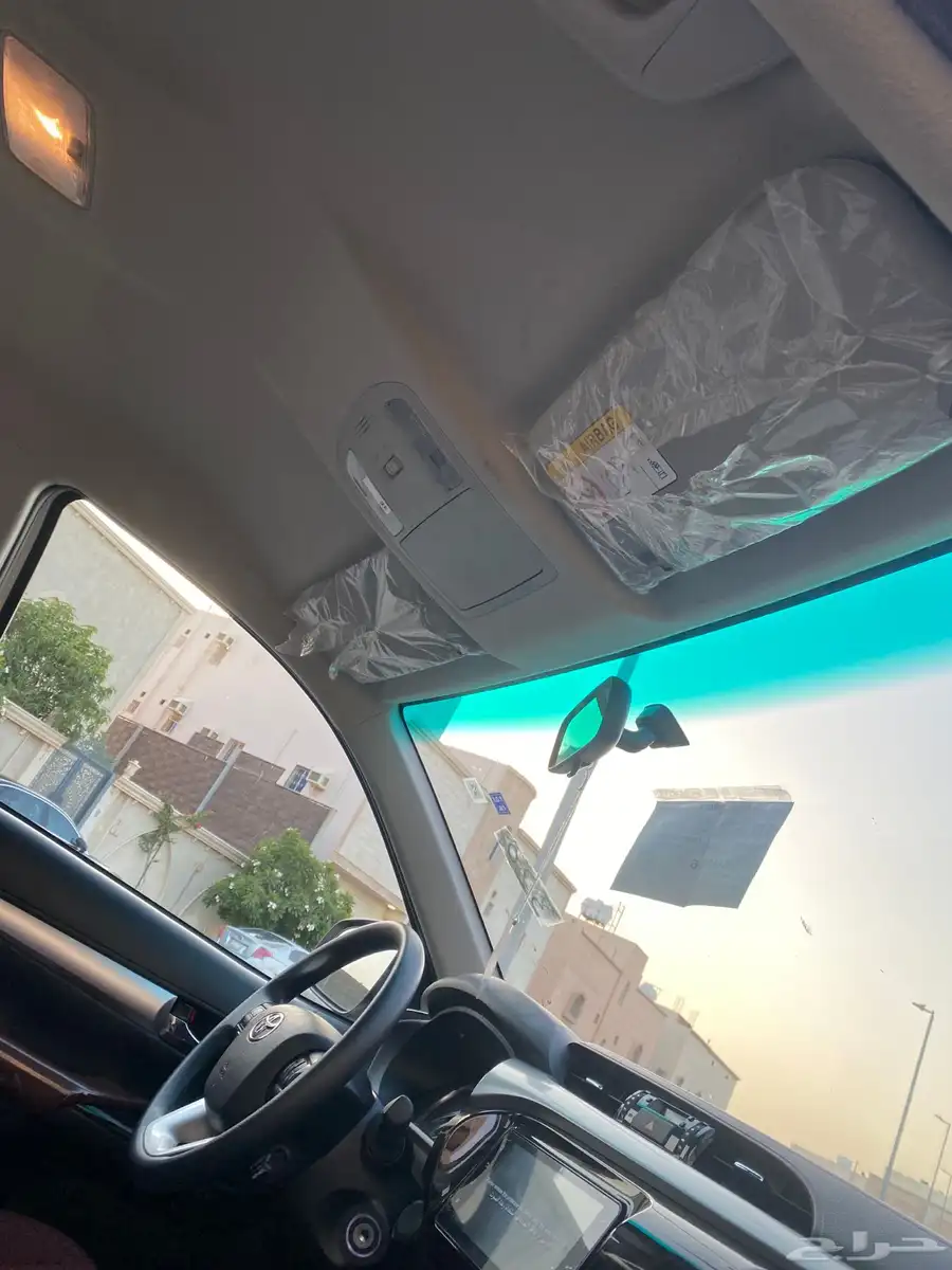 هايلوكس 22وكاله فل كامل بدون دبل قير عايدي بنزين 2GLX 33