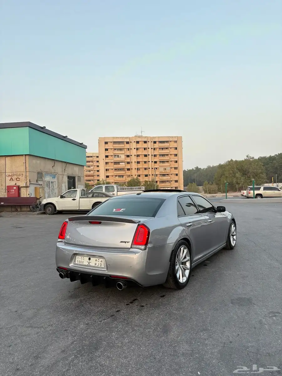 كرايسلر 2015 فل كامل اكتزتيف V8 6