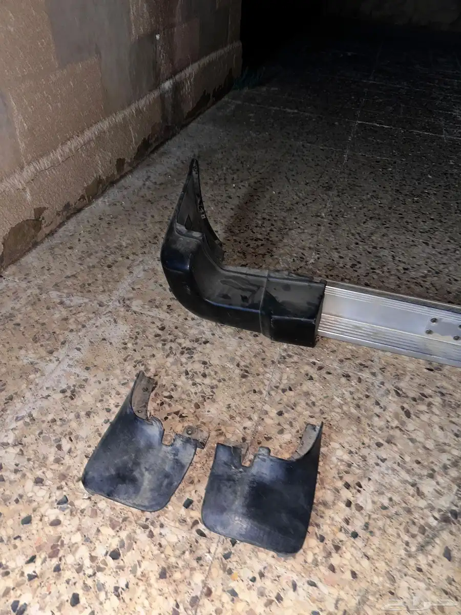 صدام خلفي نيسان باترول 2