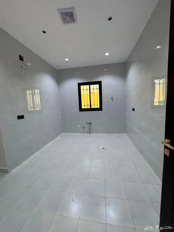 للبيع دور مكون من ( شقتين ) البيان 4