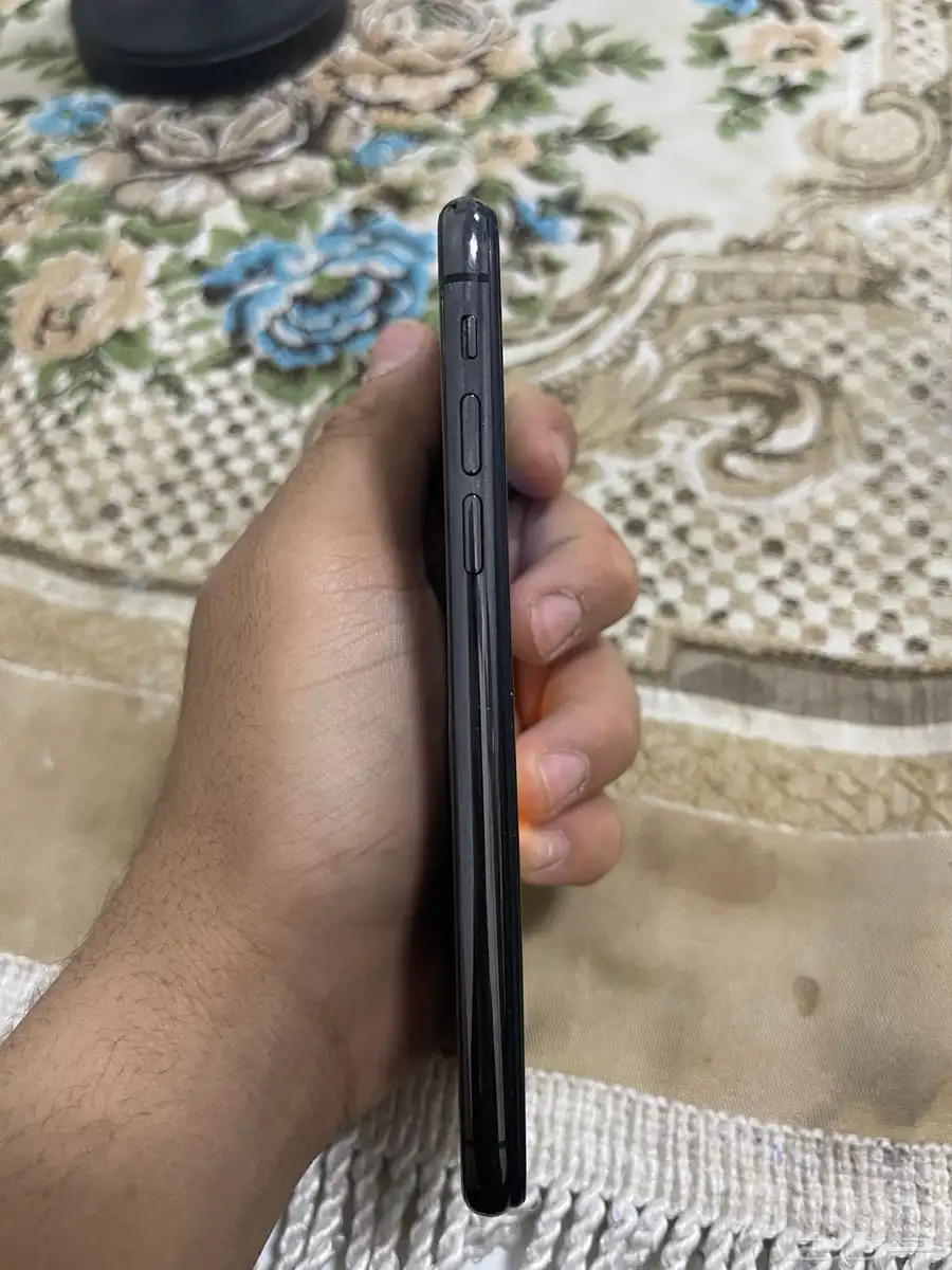 ايفون x للبيع 5