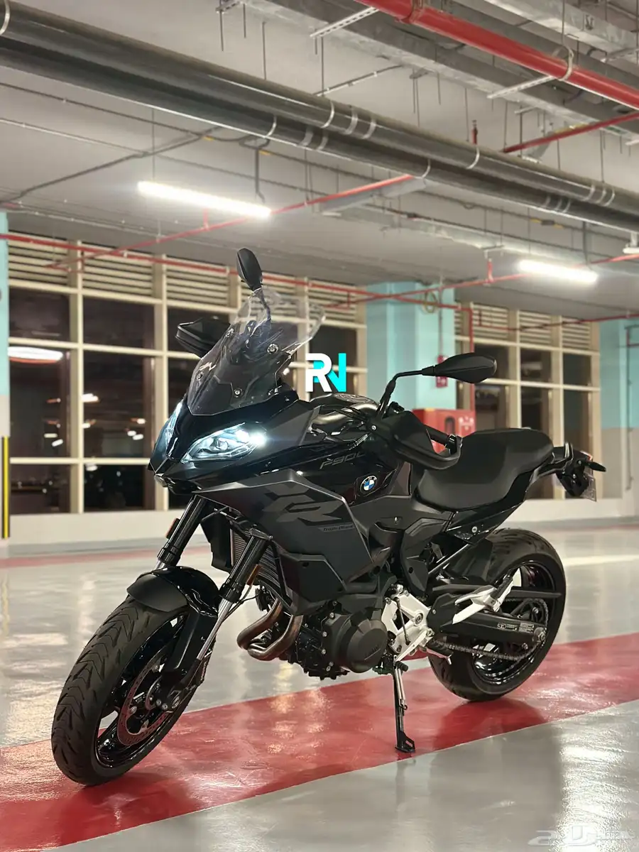 BMW F900 XR 2