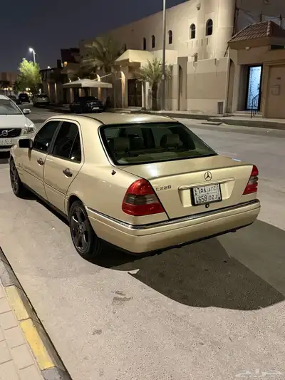 مرسيدس 1995 c220 للبيع 3