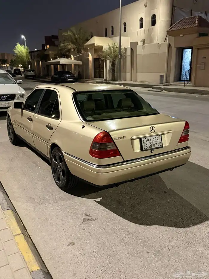 مرسيدس 1995 c220 للبيع 3