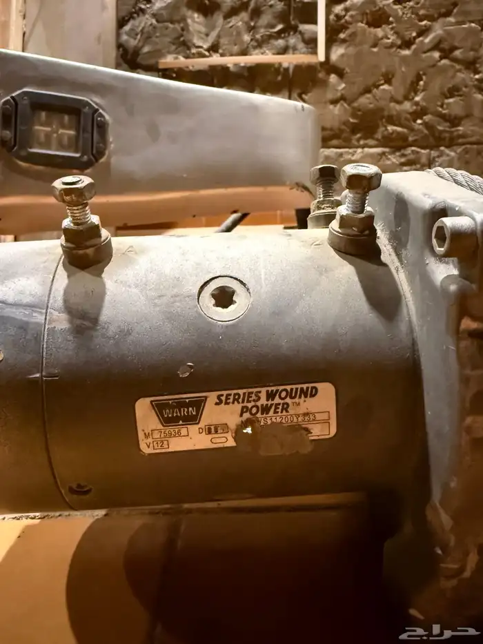 للبيع ونش وأغراض بر تيوتا وغيره وأغراض بر 4