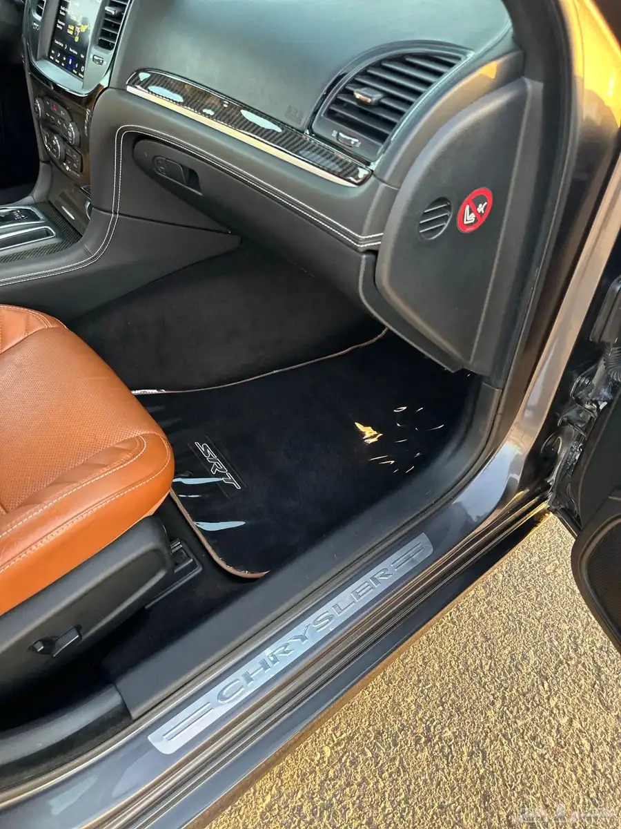كرايسلر SRT بلاك روف موديل 2018 24