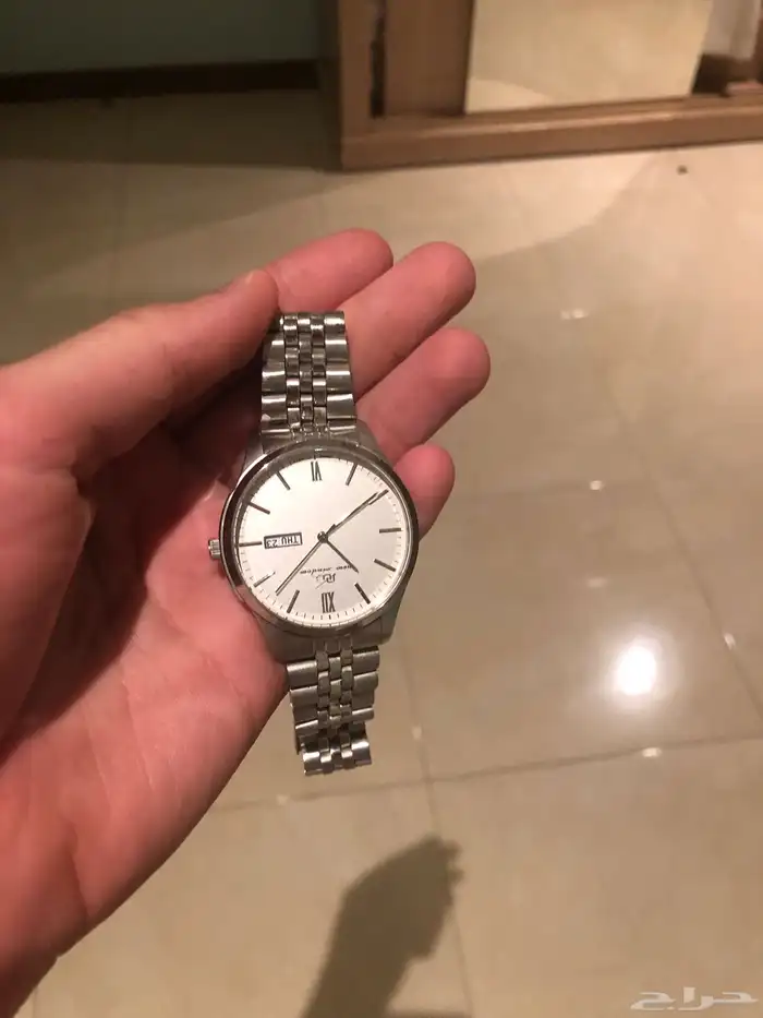 ساعة فخمة للبيع 0