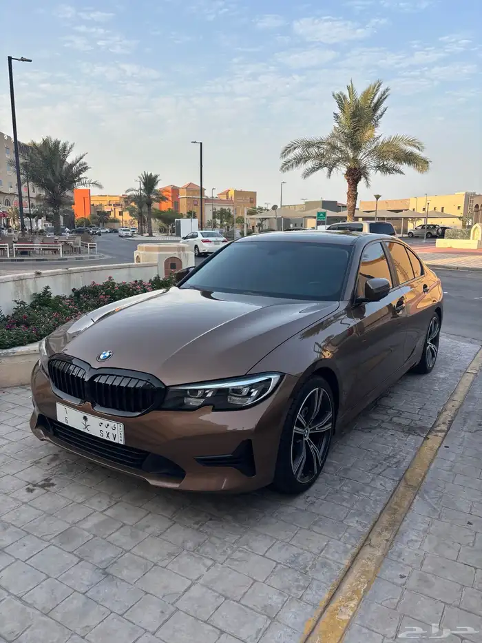 ممشى قليل 2020 BMW 320 موديل 8