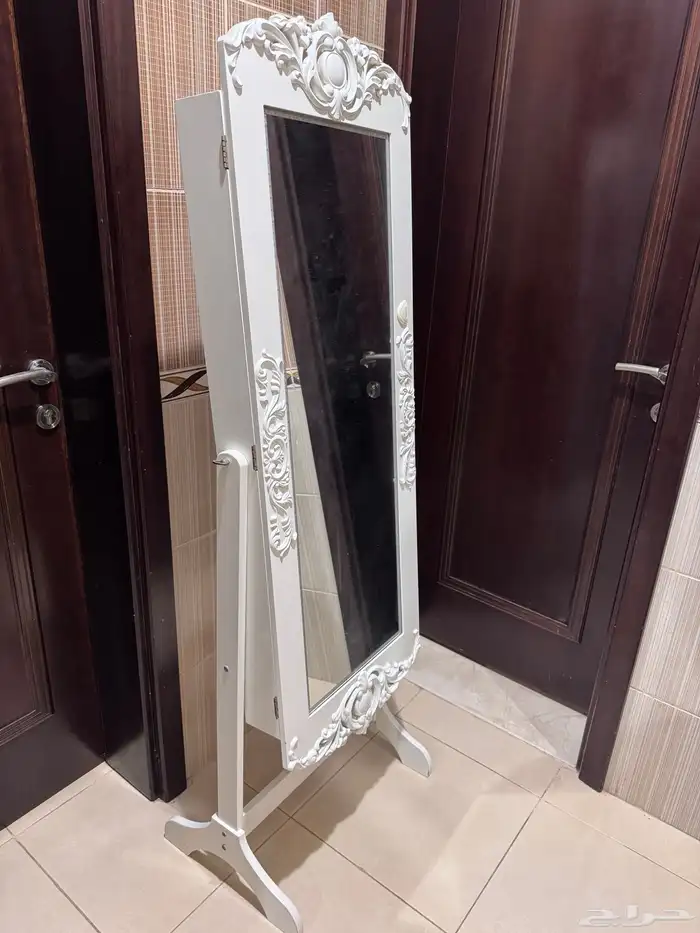 مرايا طويلة 0