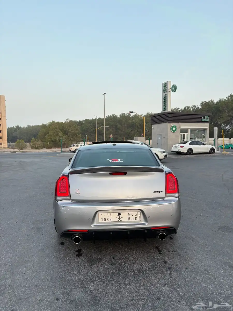 كرايسلر 2015 فل كامل اكتزتيف V8 5