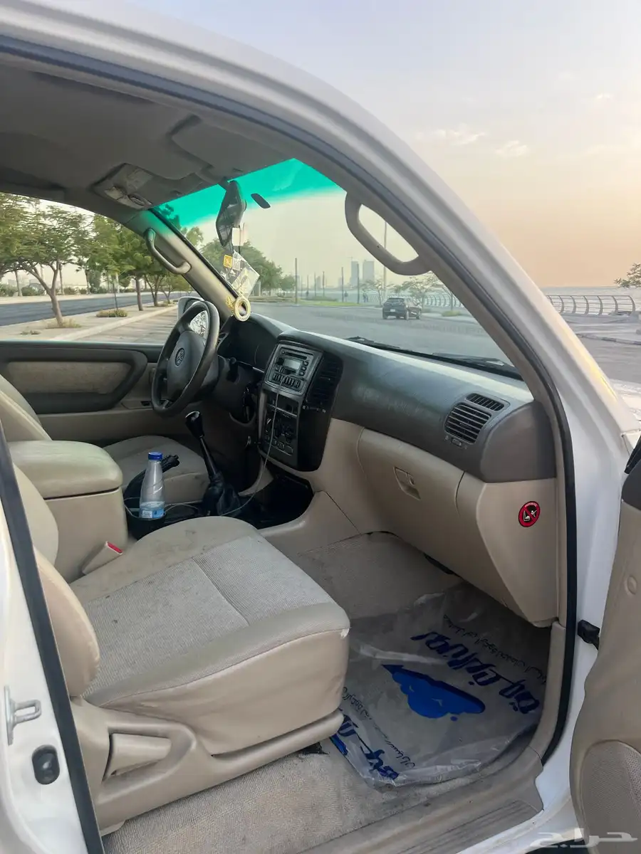 لاندكروزر 2005 GXR قير عادي 9