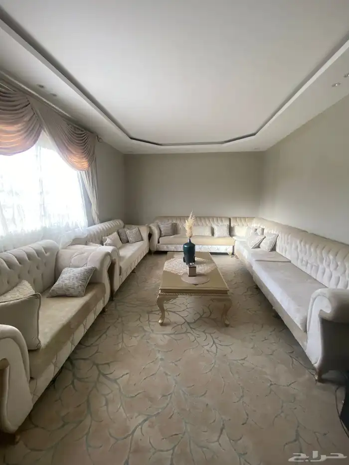 طقم كنب نظيف جدا و شرط النظافة 0