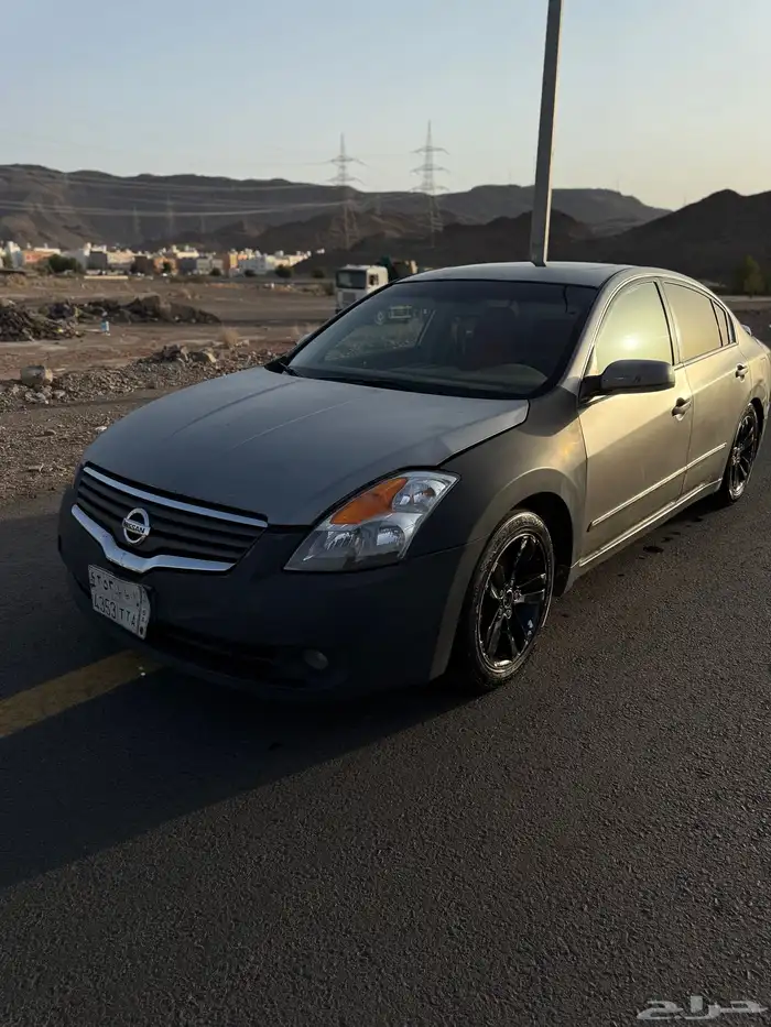 نيسان التيما موديل 2008 5