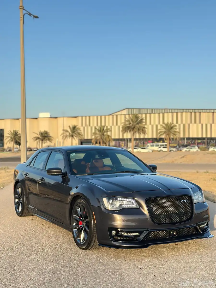 كرايسلر SRT بلاك روف موديل 2018 4