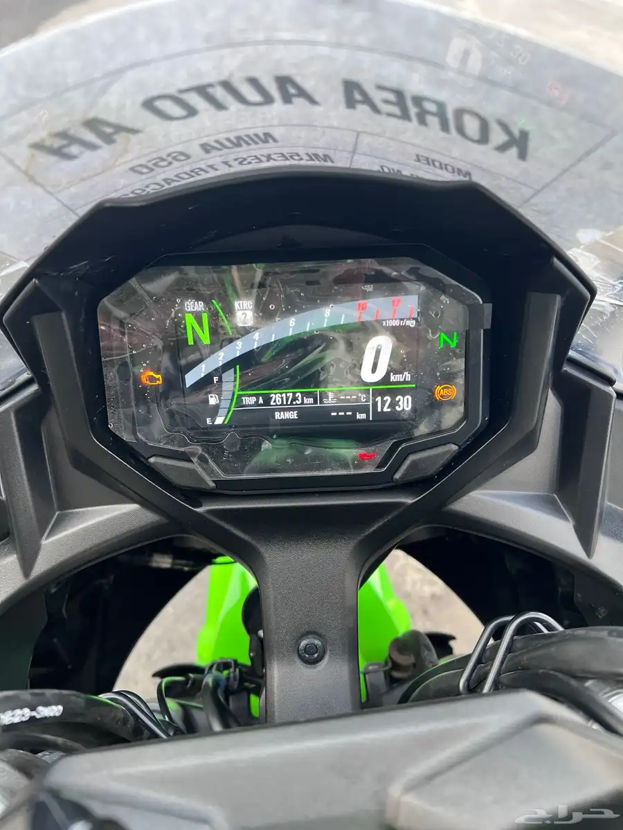 للبيع دباب كاواساكي مقاس 650cc index