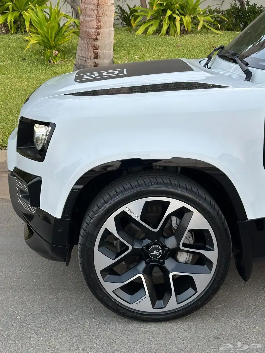 ديفندر X90 2022 ممشى 51 000 كيلو P400 v6 11