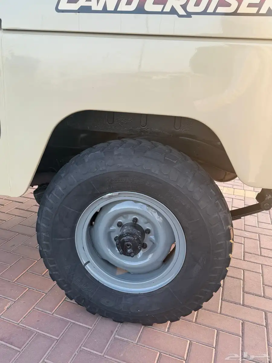 جيب ربع 83 خليجي LX 37