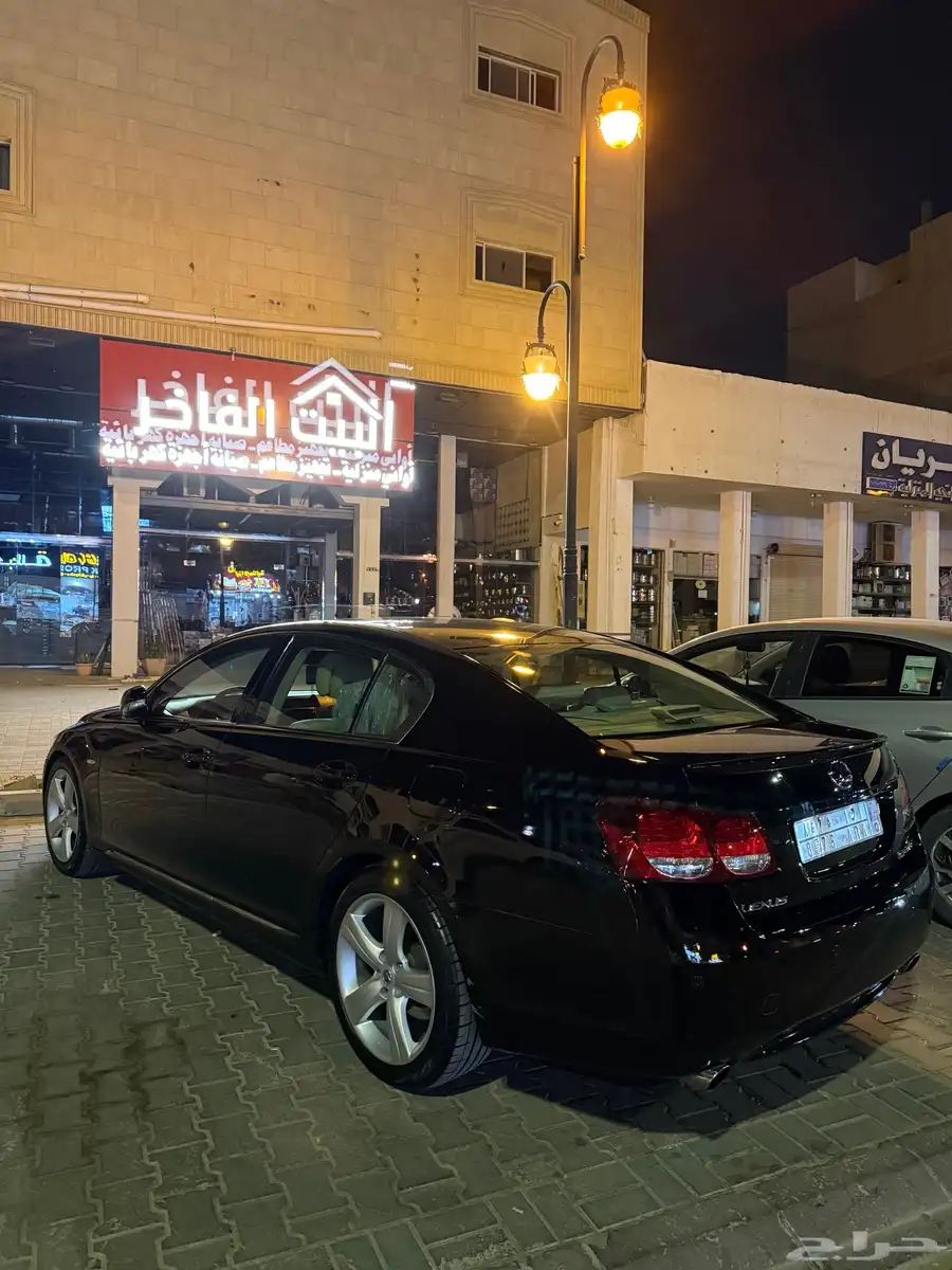 السلام عليكم لكزز GS 300 13