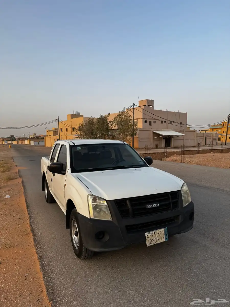 ايسوزو ديماكس 2008 غمارتين 0