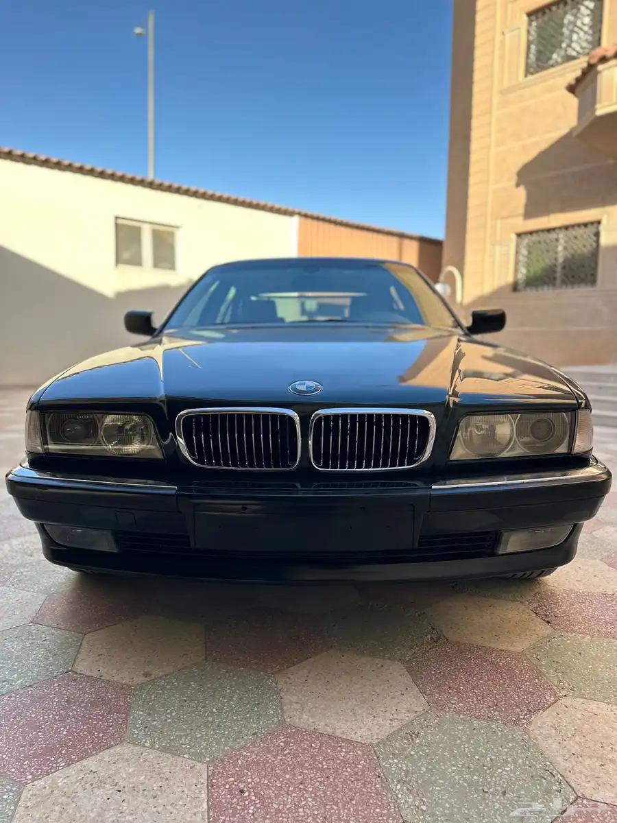 للبيع بي ام دبليو 1997 اخضر 0