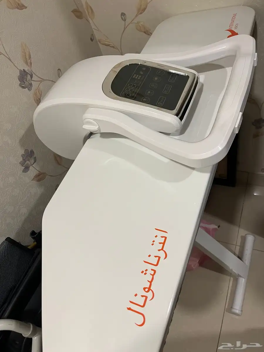 كاوية كبس بخار مع حامل ملابس 0